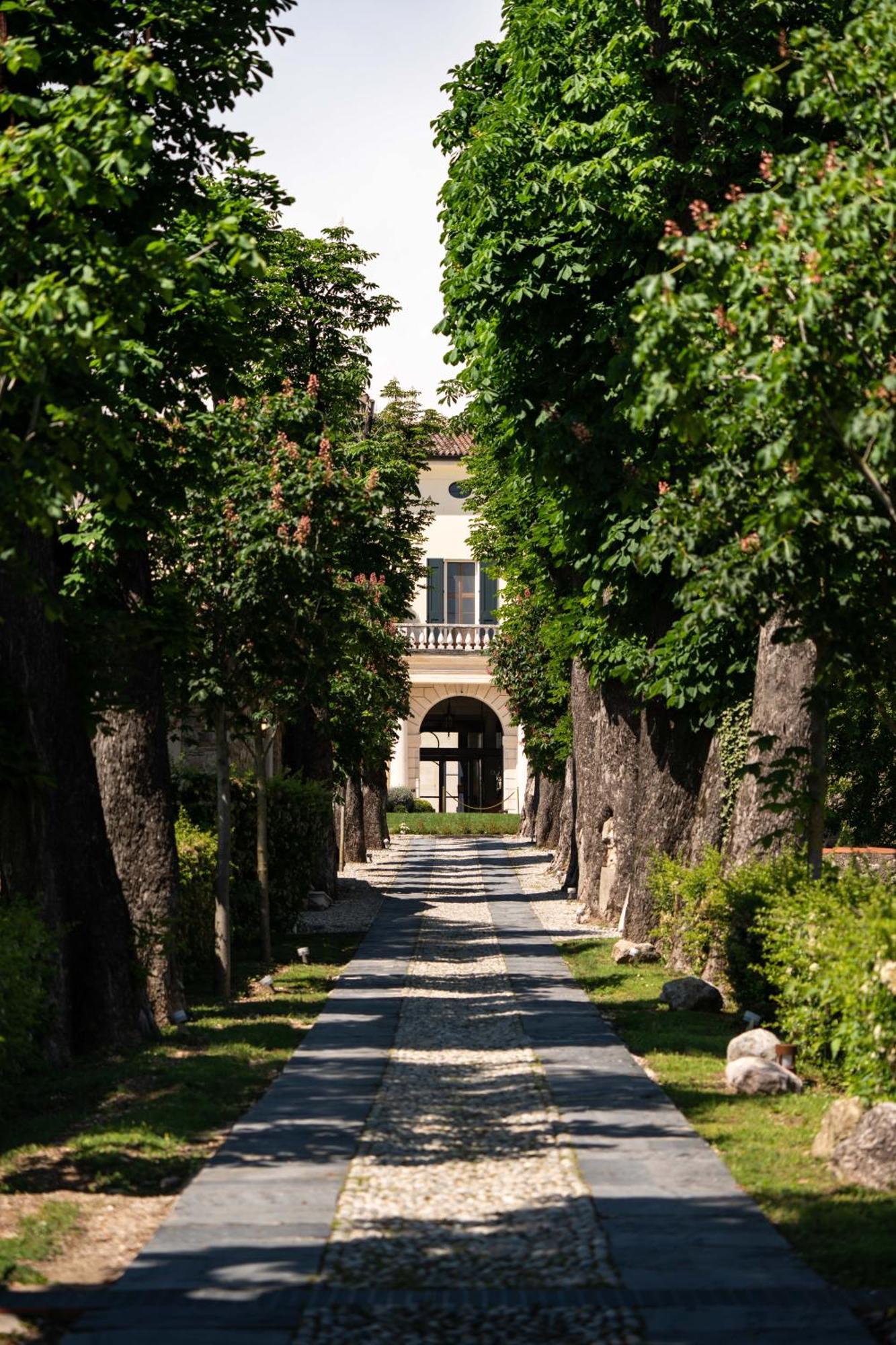 Qc Termegarda Spa & Golf Resort Calvagese Della Riviera Exteriör bild