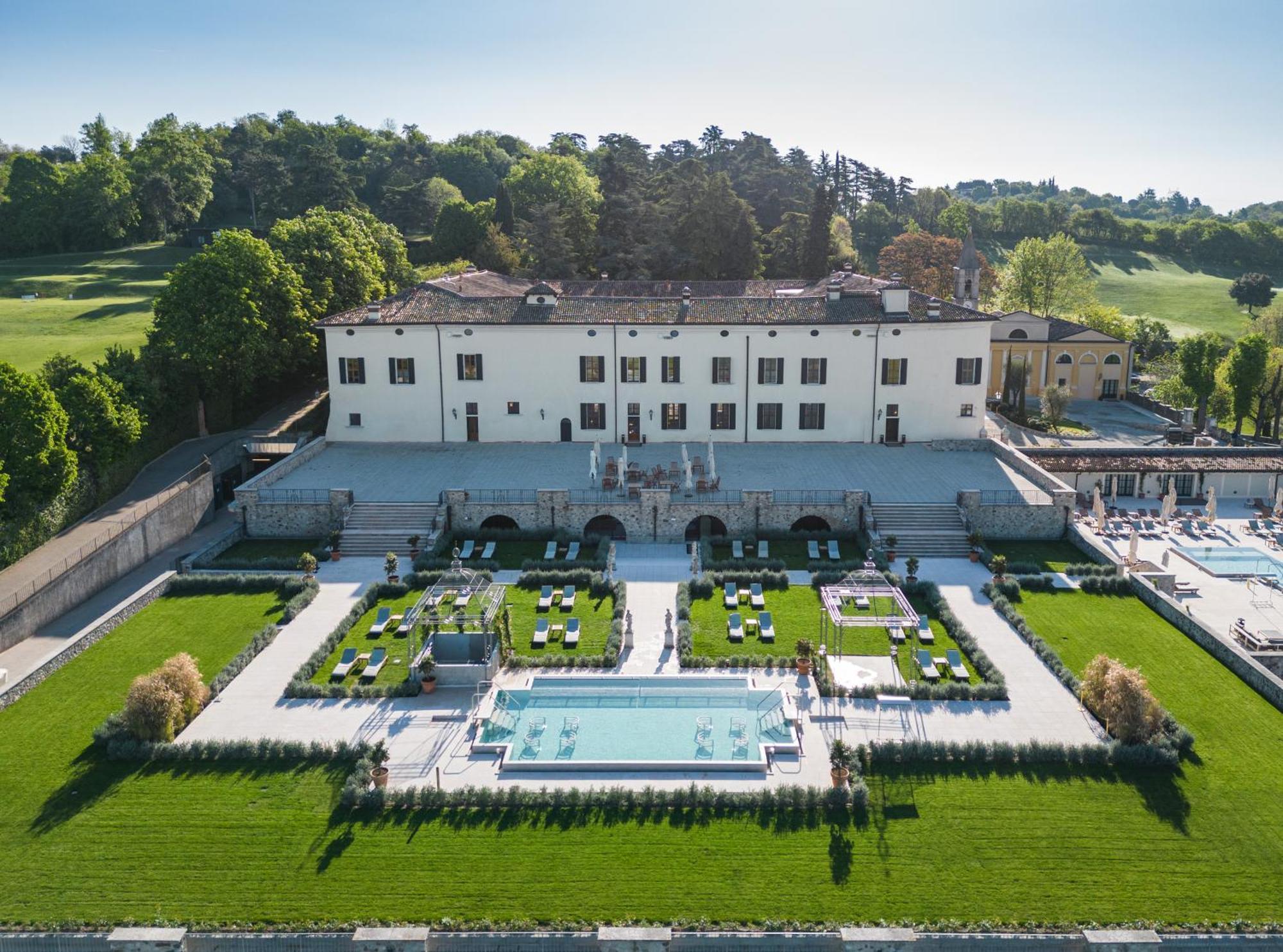 Qc Termegarda Spa & Golf Resort Calvagese Della Riviera Exteriör bild